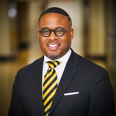Dr. Leonard C. McKinnis, III